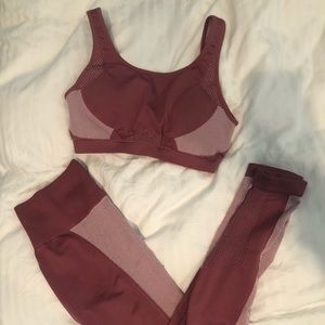 DEMI LOVATO Sports Bra Pink Fabletics
